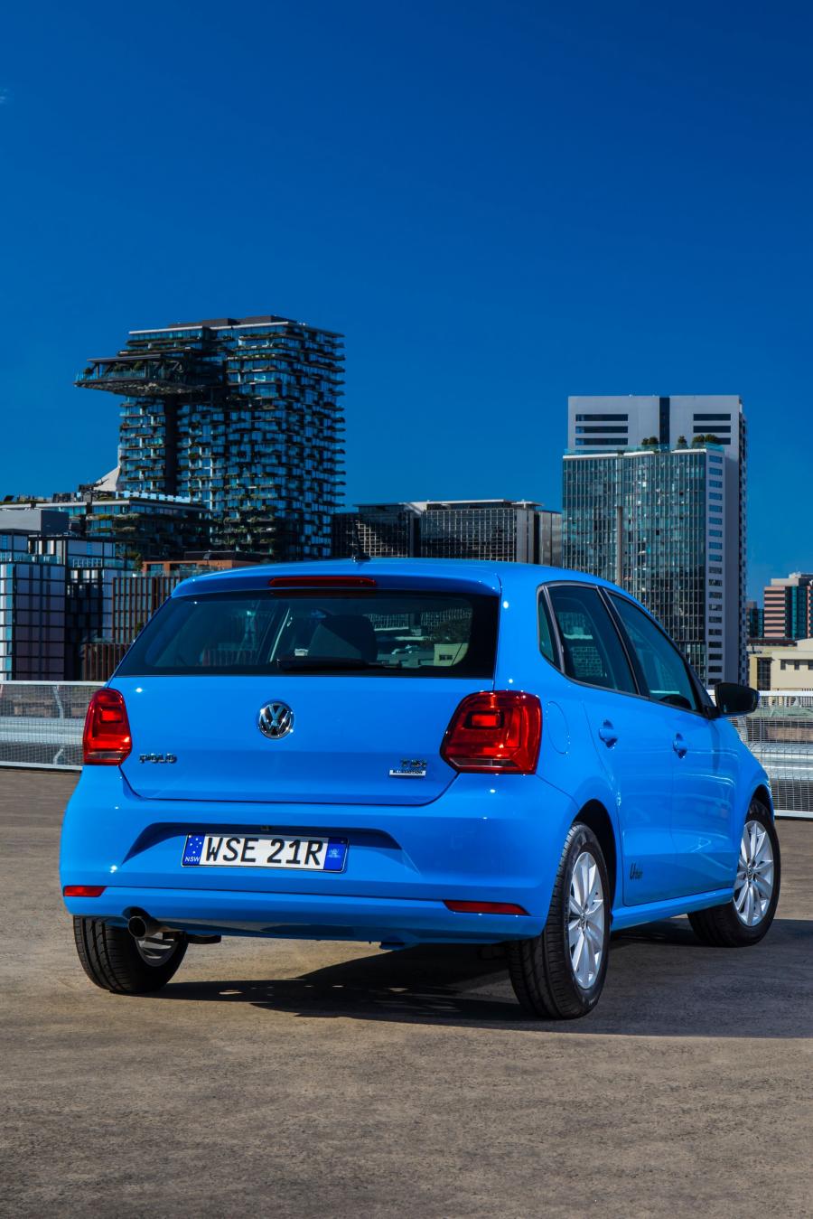 Volkswagen Polo Urban (Typ 6C) 2017 года  (AU) (фото 3 из 23)